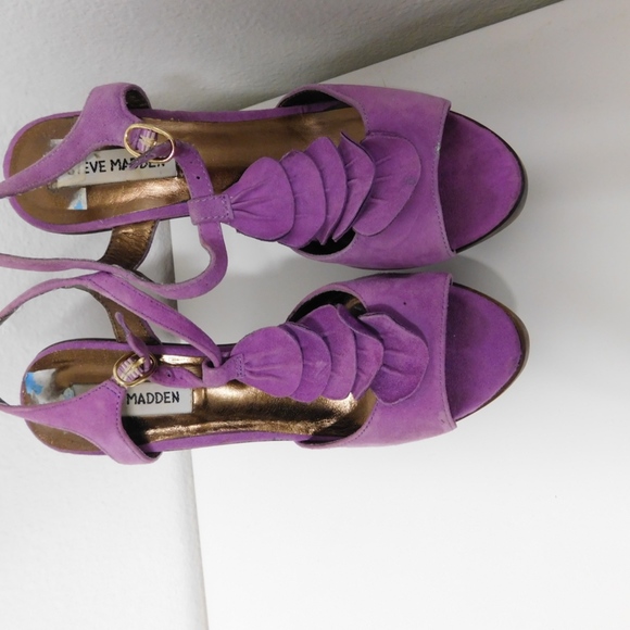 Steve Madden Purple Heel Sandals - Picture 2 of 2